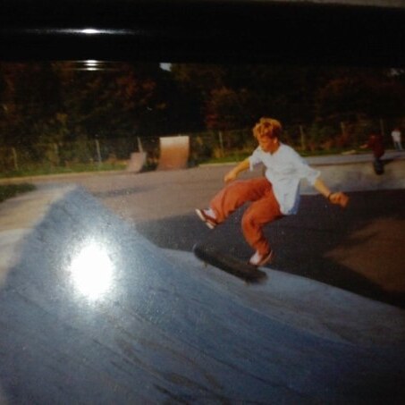 Mengdillo 
360 Kickflip to fakie
